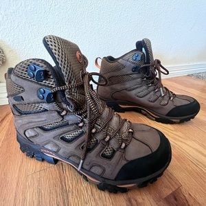 Men’s Merrell Moab Mid Waterproof  Hiking Boots Size 10